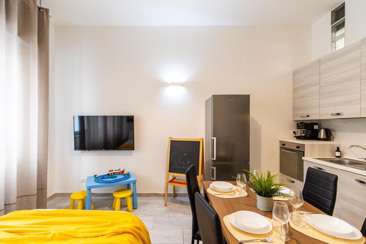 Duomo A 20Minuti Comfort, Suite Vicino Aeroporto 米兰 外观 照片